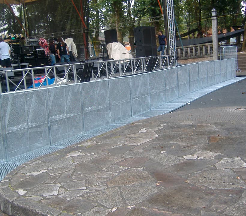 Vallas de seguridad para eventos fabricadas por Intervallas en Galicia